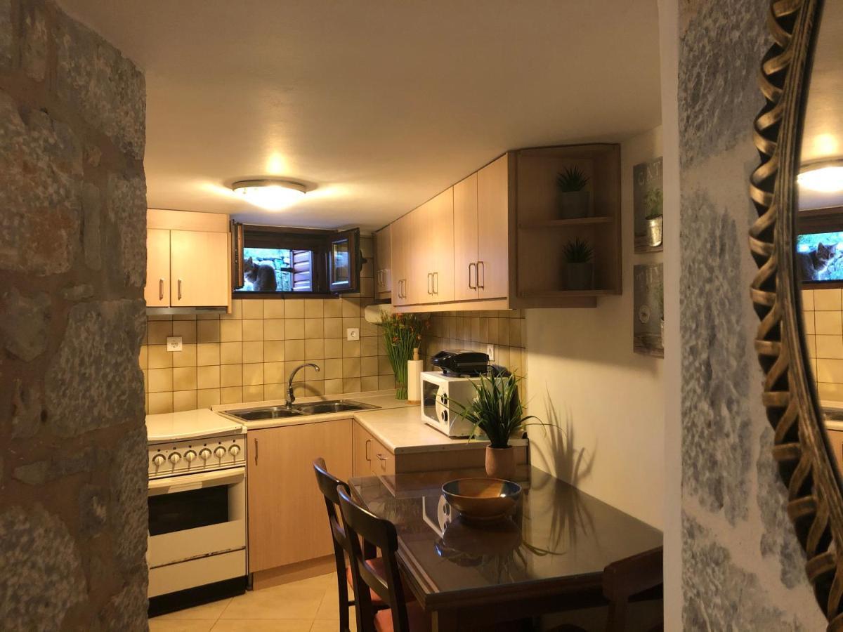 דירות Álika Kamares Cave House 3 מראה חיצוני תמונה