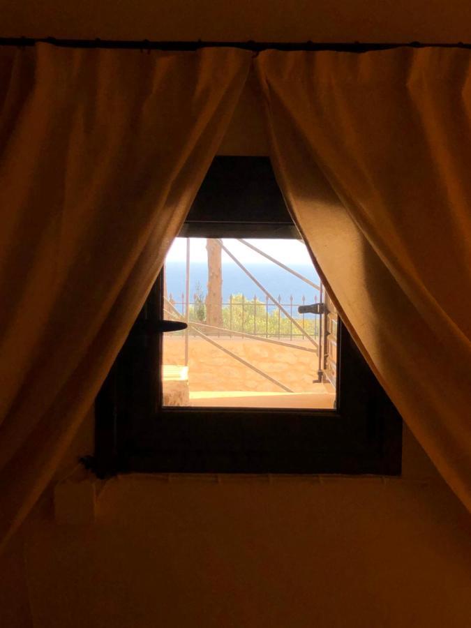 דירות Álika Kamares Cave House 3 מראה חיצוני תמונה