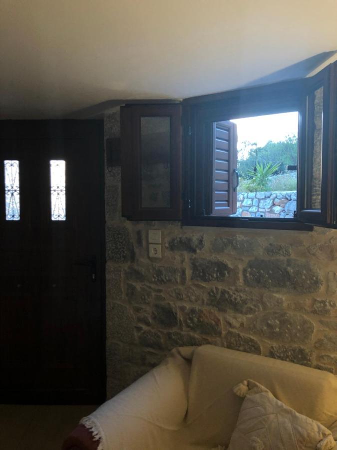 דירות Álika Kamares Cave House 3 מראה חיצוני תמונה